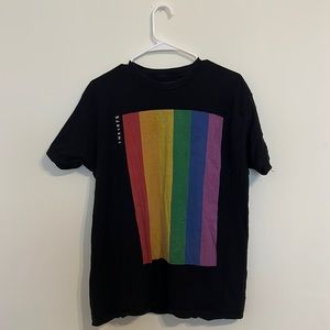 THE 1975 TOUR T-SHIRT